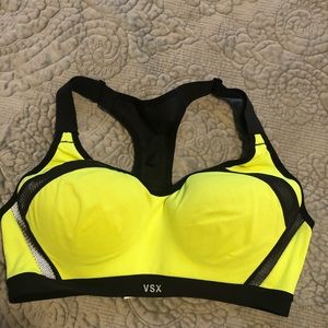 Victoria Secret Sports Bra
